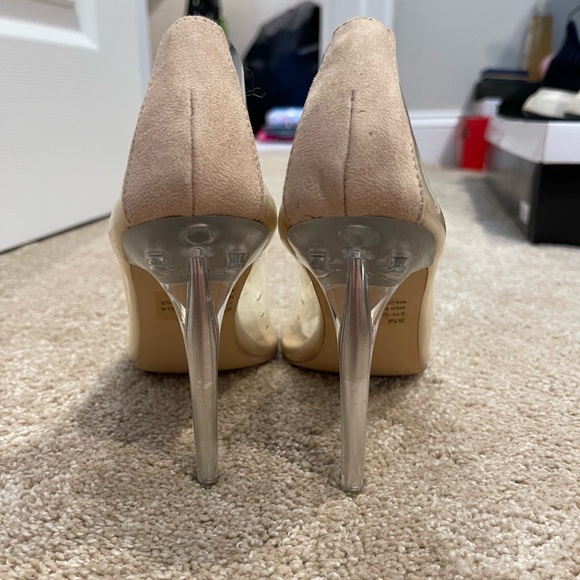 Clear Heels - Picture 4 of 5